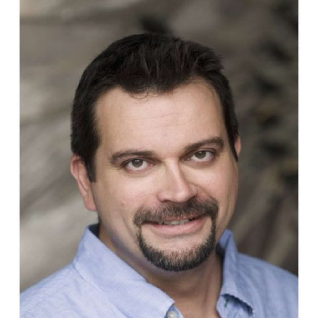 Barry Hammond Director of Marketing Absolute Motion XING