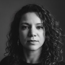 Lysann Oliveros Muguercia