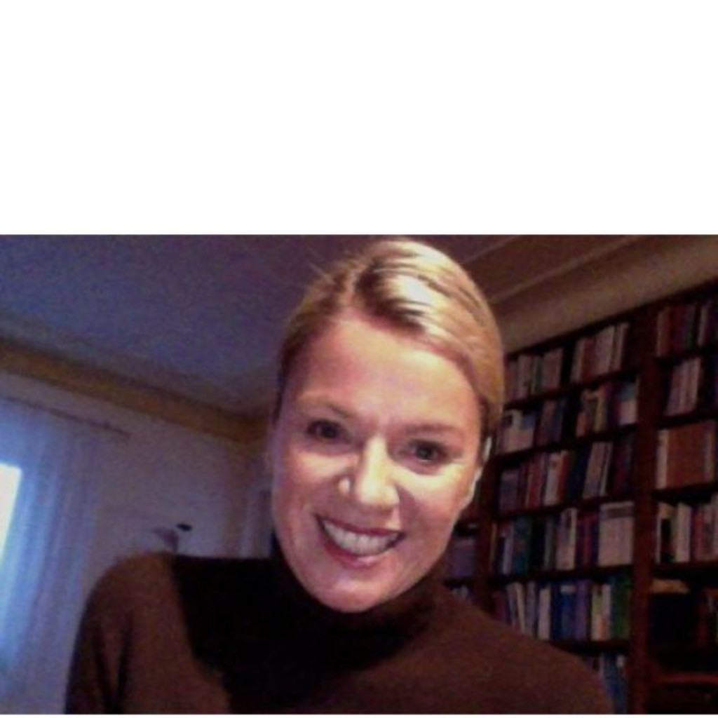 Michaela Andre Senior Client Partner, Managing Director LGT Bank