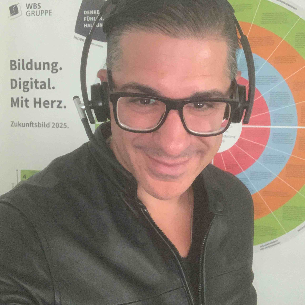 Giovanni Capogrosso Referent Berufliche Bildung WBS Training AG XING