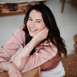 Larissa Müller
