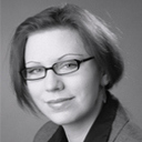 Dr. Yasmin Majewski