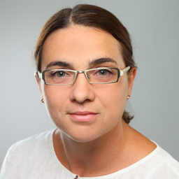 Dr. Cornelia Kiefer