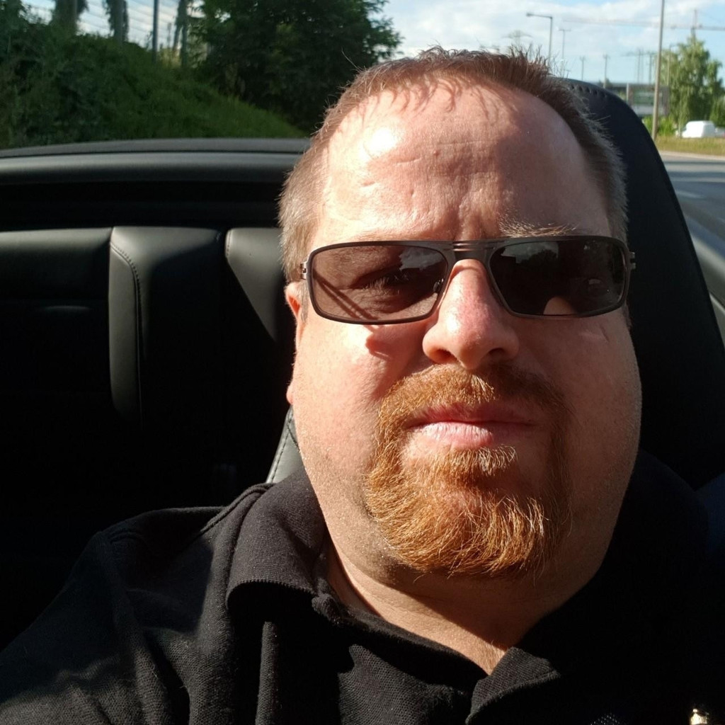 Jochen Trepesch CEO LIFE MOTORSPORT XING