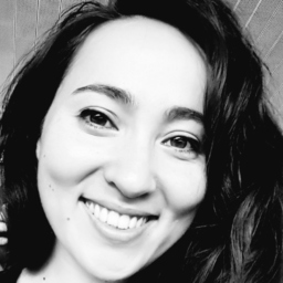 Julia Naoko Krongelb