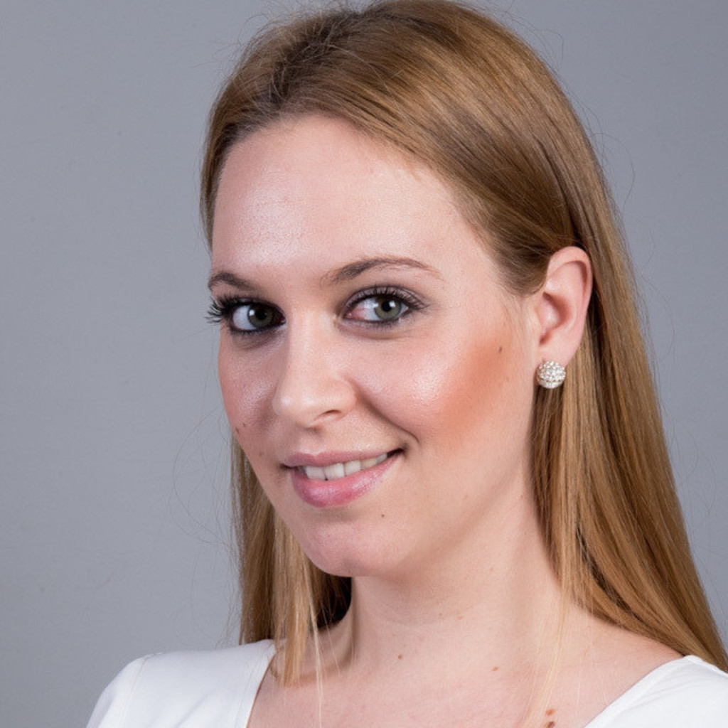 Molnàr Renàta Internationale Beziehungen Jànos Kodolànyi Hochschule