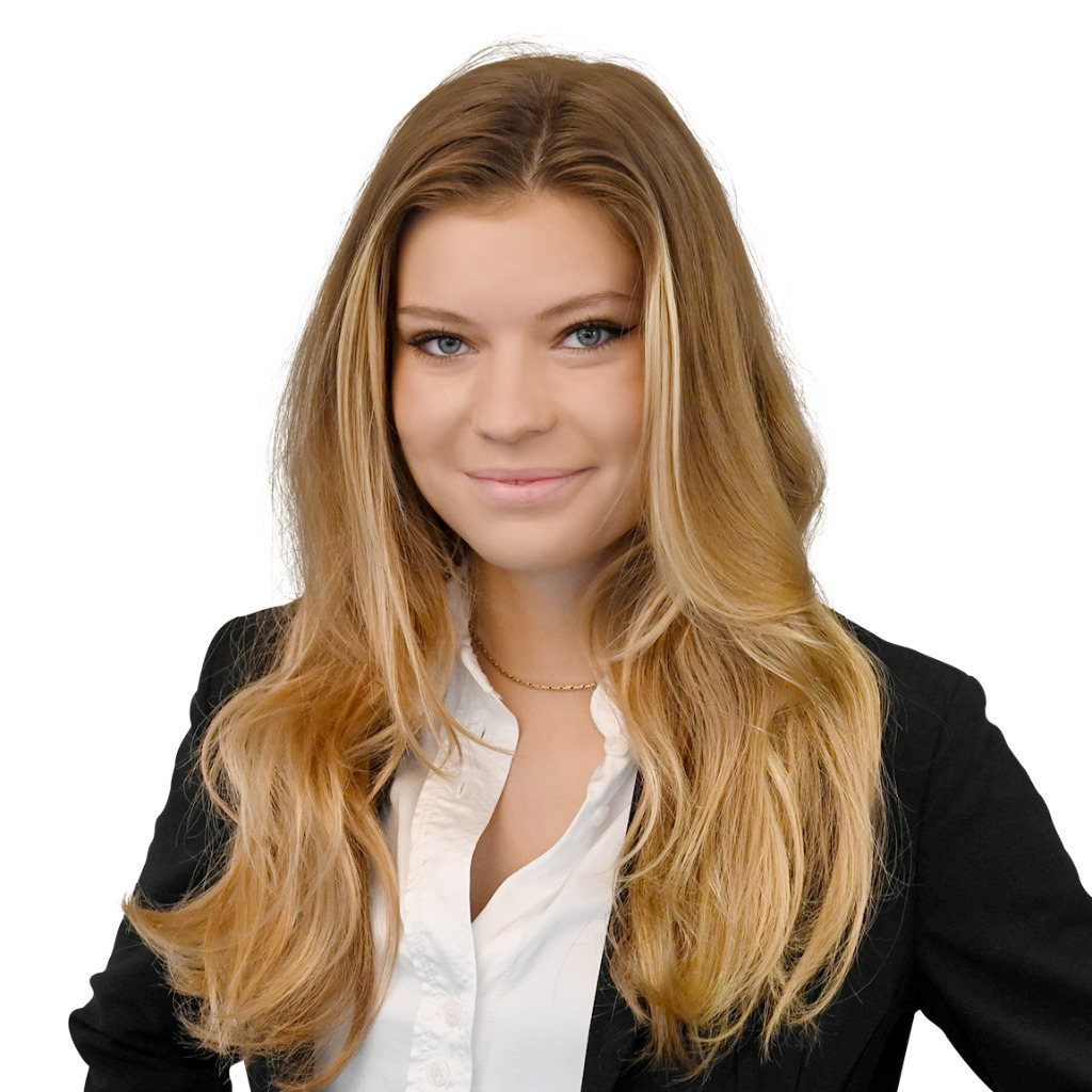 Victoria Flor - Marketingpraktikantin - CNT Management Consulting AG | XING