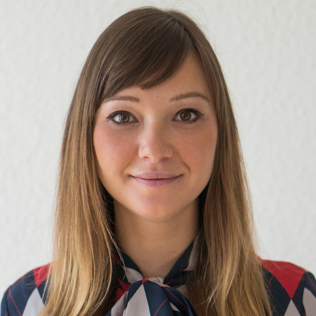 Doreen WawrzynWaldöstl Marketing Managerin Erwachsenenbildung