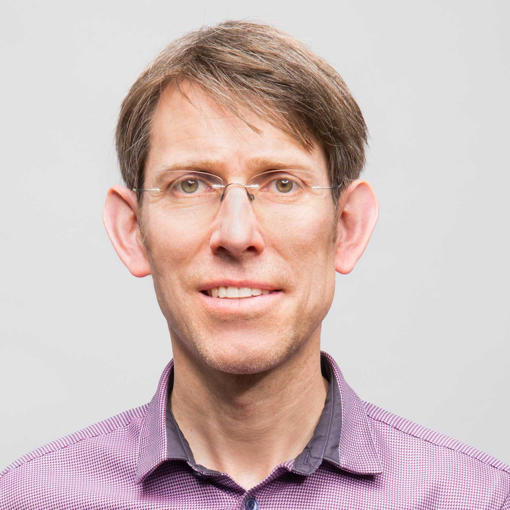 Henning Schäle Meisterdesigner / Planungs und Lichtexperte raum.4