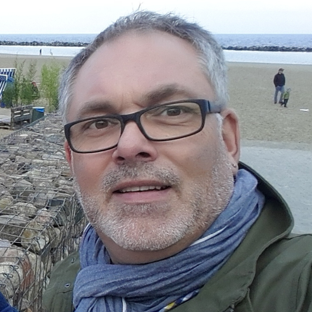 Thomas Lücke Business Development Manager / Assistive Technologies