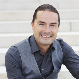 Volker Schiemann