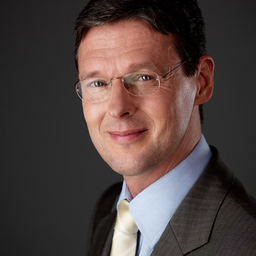 Dr. Axel Zander