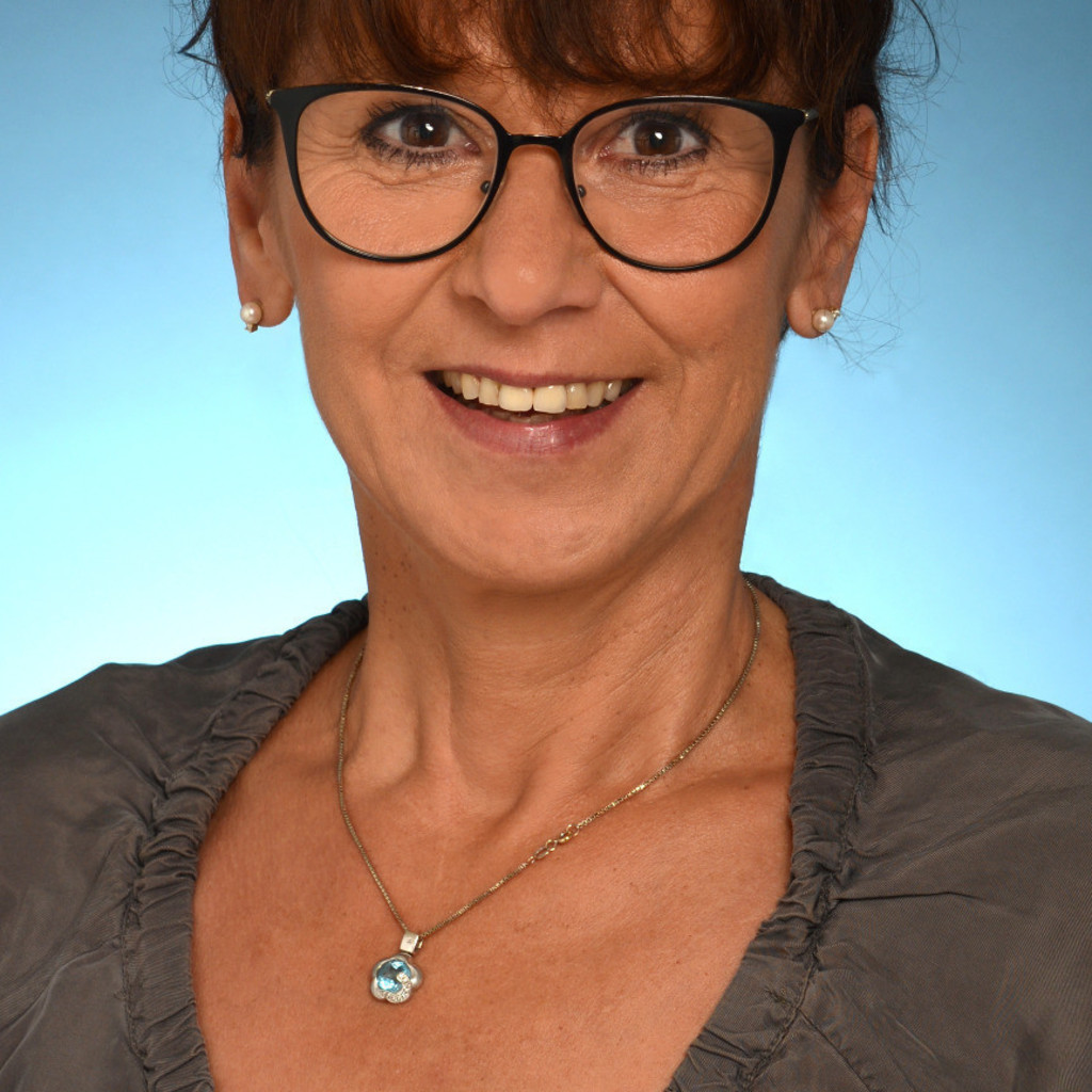 Ines Ebner Diplomierte Pflegefachfrau carefullpflege XING