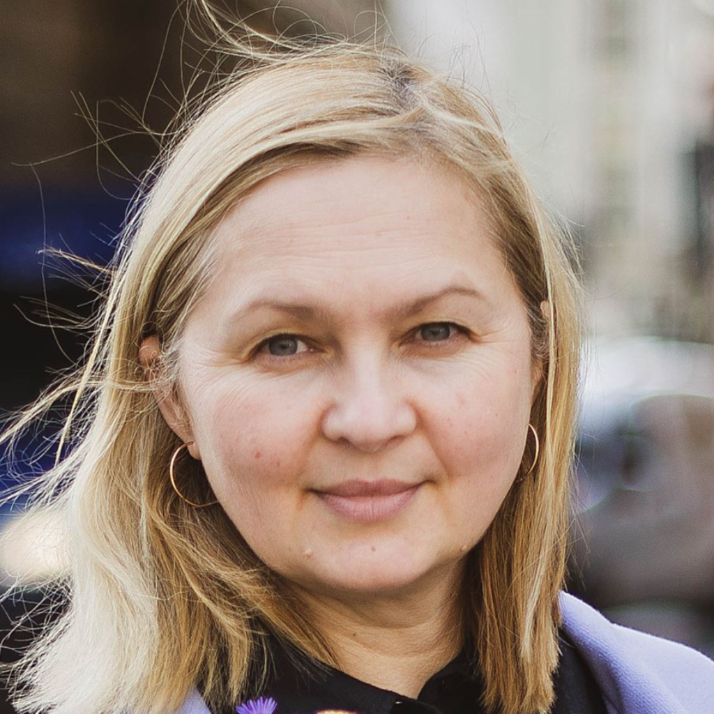 Olena Sliepova BIM Architektin BOLLE System und Modulbau GmbH XING