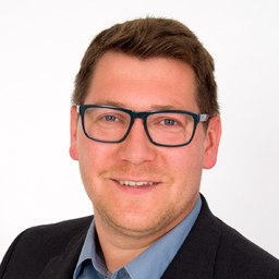 Julian Symanzik