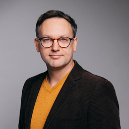 Dr. Lukasz Potura-Lerbscher