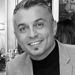 Sezayi Öztürk