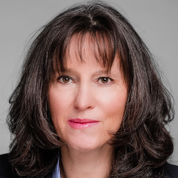 Dr. Christina Benedek