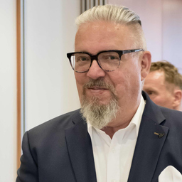 Rene Zwiebler