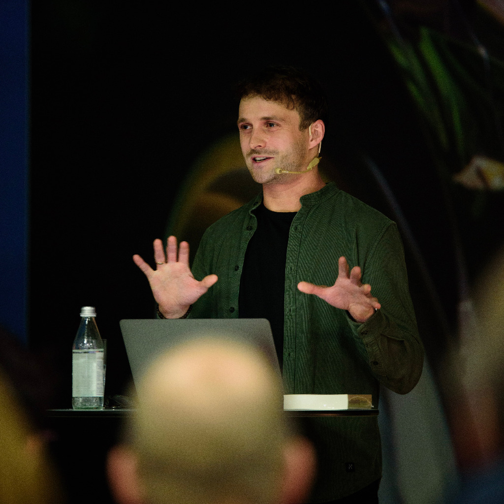 Dominik Gröpper Spezialist Produktkostenmanagement HELLA Konzern XING