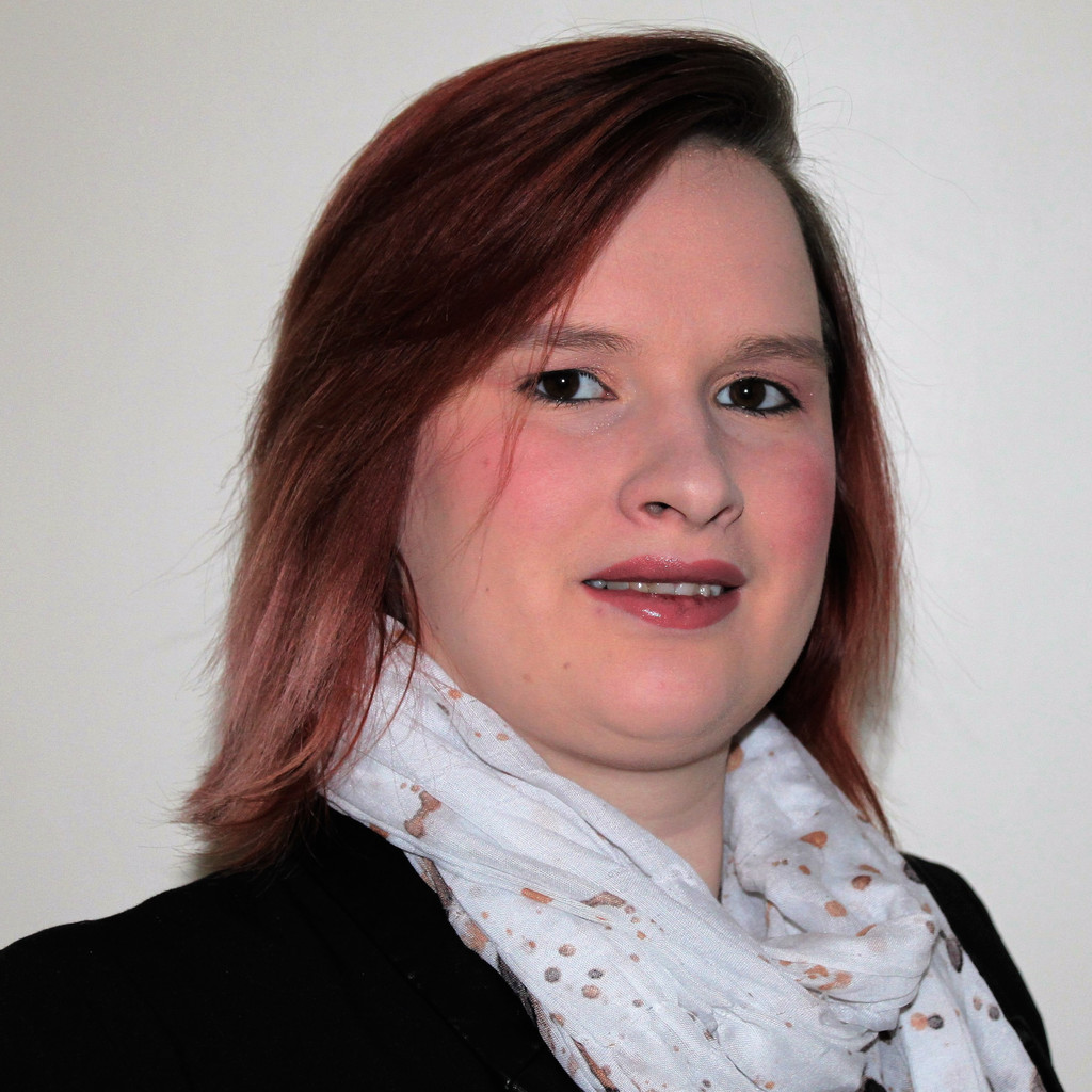 Janine Hanßen kfm. Angestellte Entflammt am Telefon XING