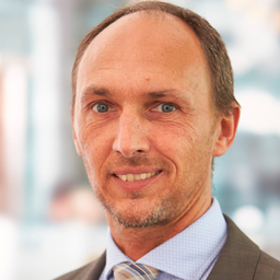 Dirk Strobel