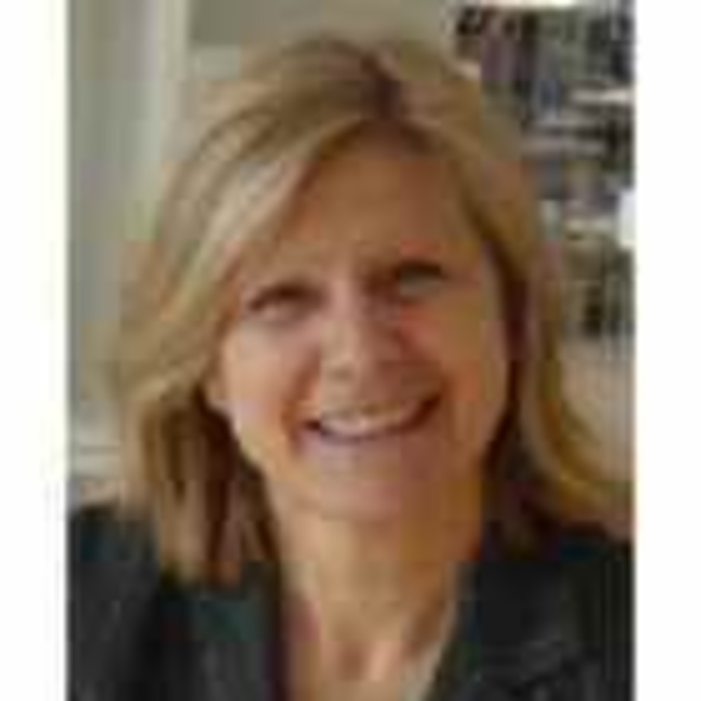 Elena HERRMANN Redaktion Kundenorientierte Kommunikation KKH