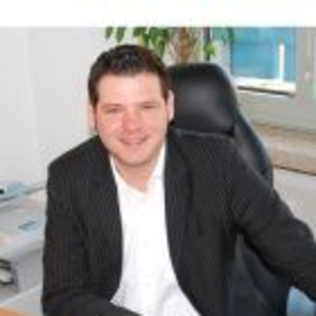 Sascha Kraft Senior Partner Finum Finanzhaus Akademiker Finanzberatung Xing