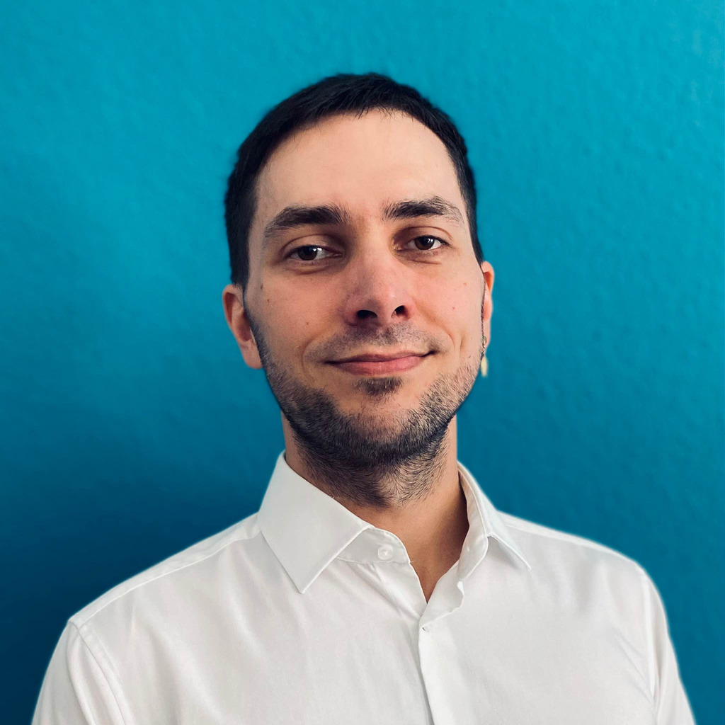 Michael Hackel Products & Solutions Development Manager Signaling
