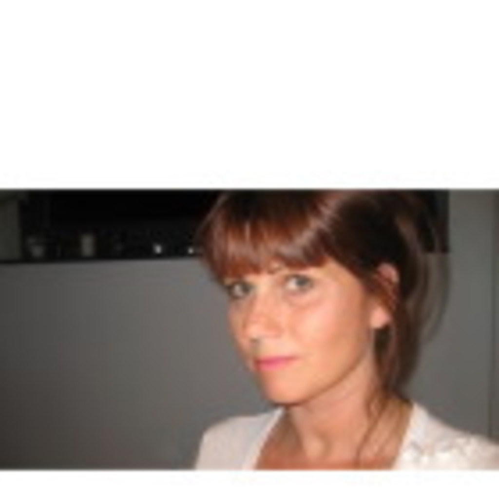 shirley-krapels-staffing-specialist-ii-mercedes-benz-customer