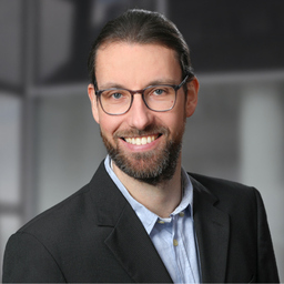 Dr. Christian Peters