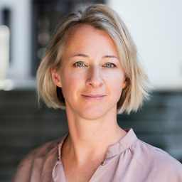 Dr. Regina Schuster
