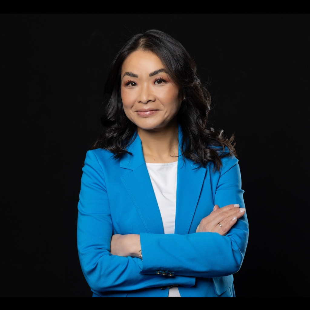 Hai Giang Tran Brand Ambassador Gucci, Saint Laurent, Chloè Kering