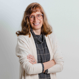 Iris Brzezinski