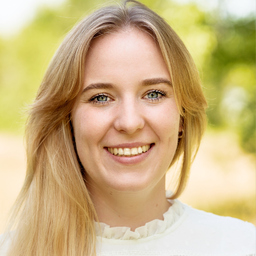 Sophia Thoms