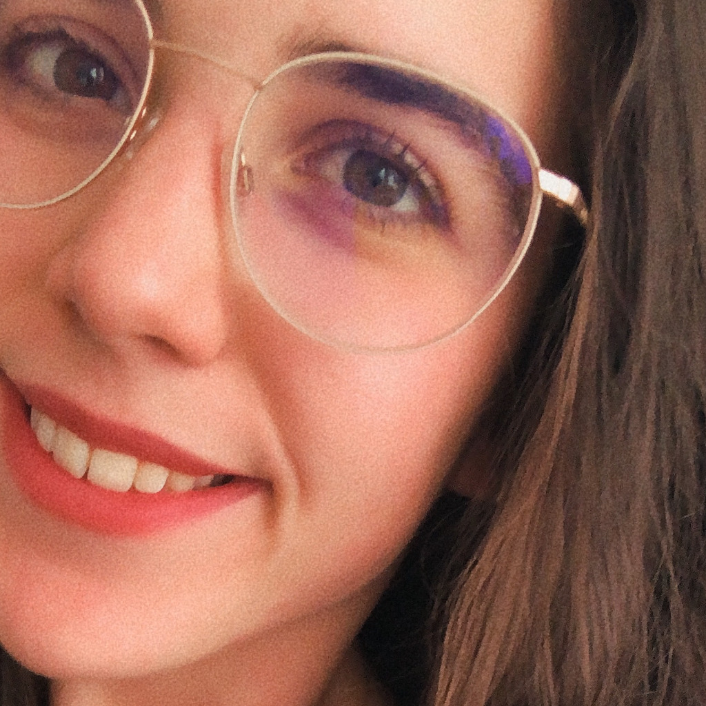 Fabiana Schmidt Sales Manager LG Chem