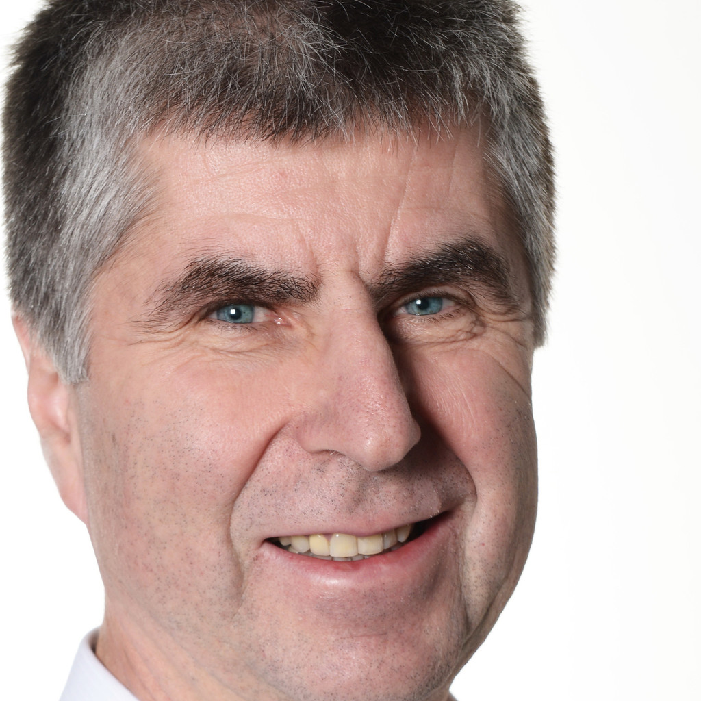 Dr. Robert Freitag General Manager Switzerland and Austria GE