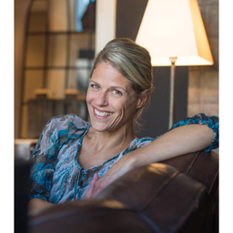 Eve Baumann