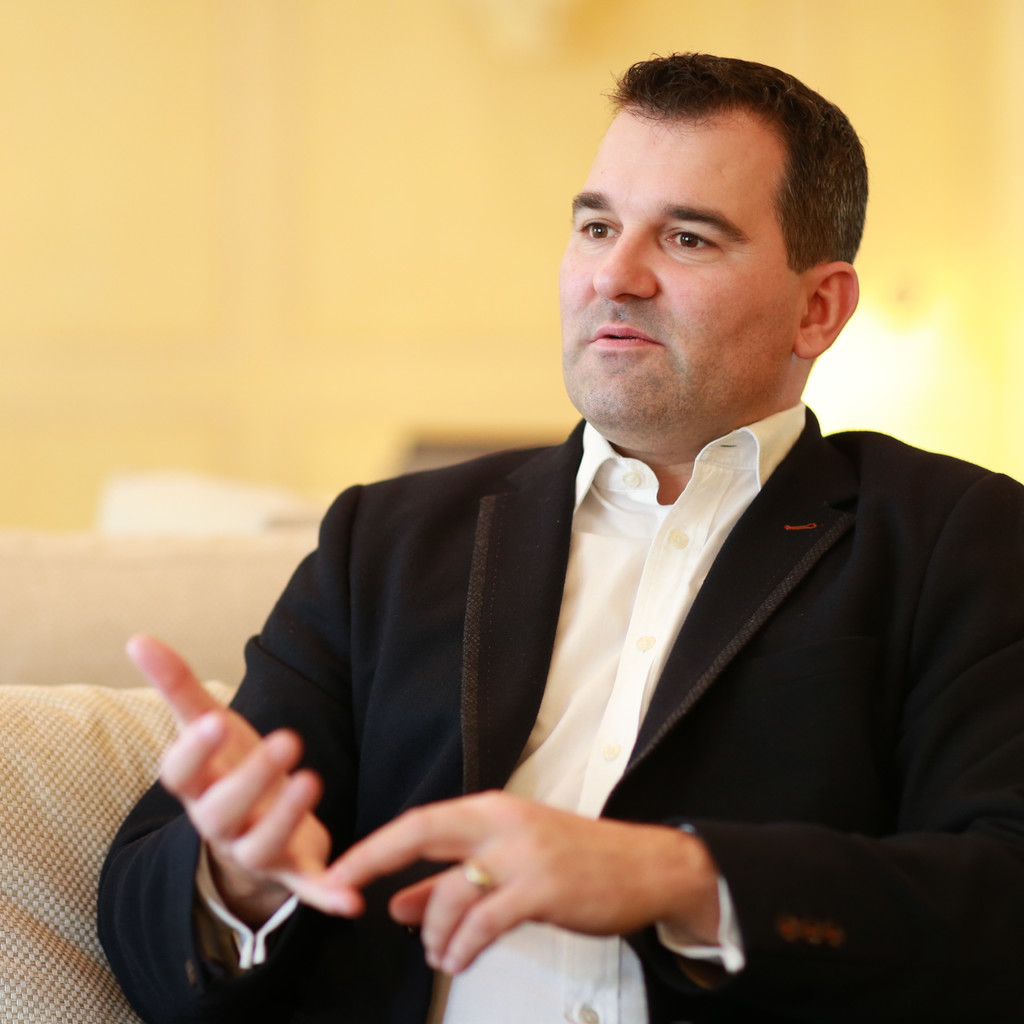 Michael Böhler Chief Executive Officer (CEO) Meili Selection Hotels