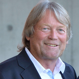 Karlfried Brust