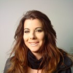 Melanie Bello