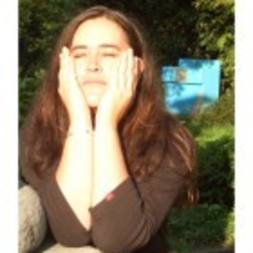 Aline Wischnewski Field Customer Service DHL Express Germany XING aline-wischnewski-field-customer-service-dhl-express-germany-xing