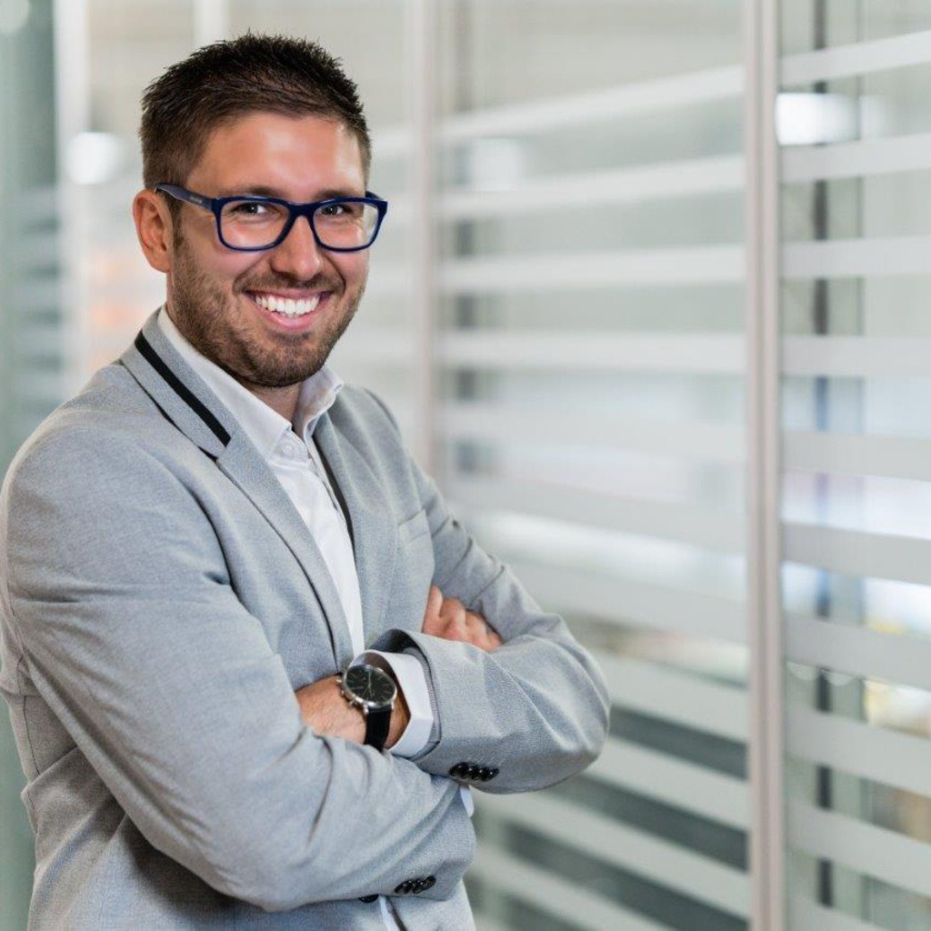Felix Uhl Vertriebsrundenleiter Wertheimer Dienstleistungsgesellschaft mbH XING Felix Uhl Vertriebsrundenleiter Wertheimer Dienstleistungsgesellschaft mbH XING