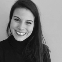 Dr. Eszter J. Pero