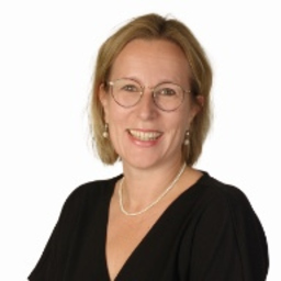 Claudia Raymann