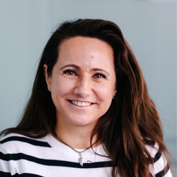 Mag. (Eva-Maria) Nina Lambacher