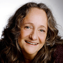 Dr. Ana Suhr