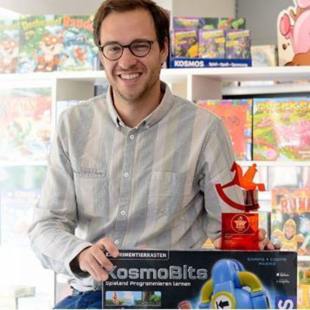 Jonathan Felder Head of Tech Science Kits & Toys FranckhKosmos