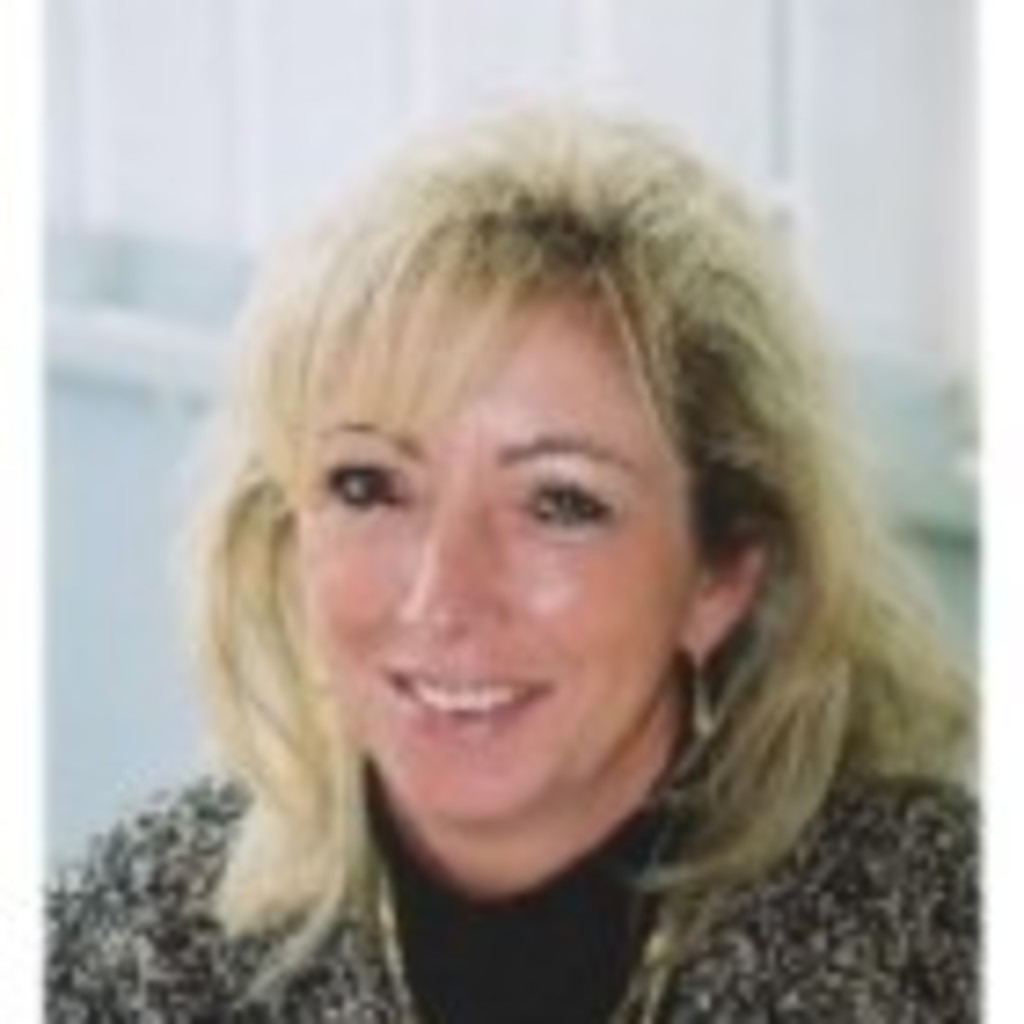Ines Bernasek Leiterin ServiceCenter Gesobau AG XING