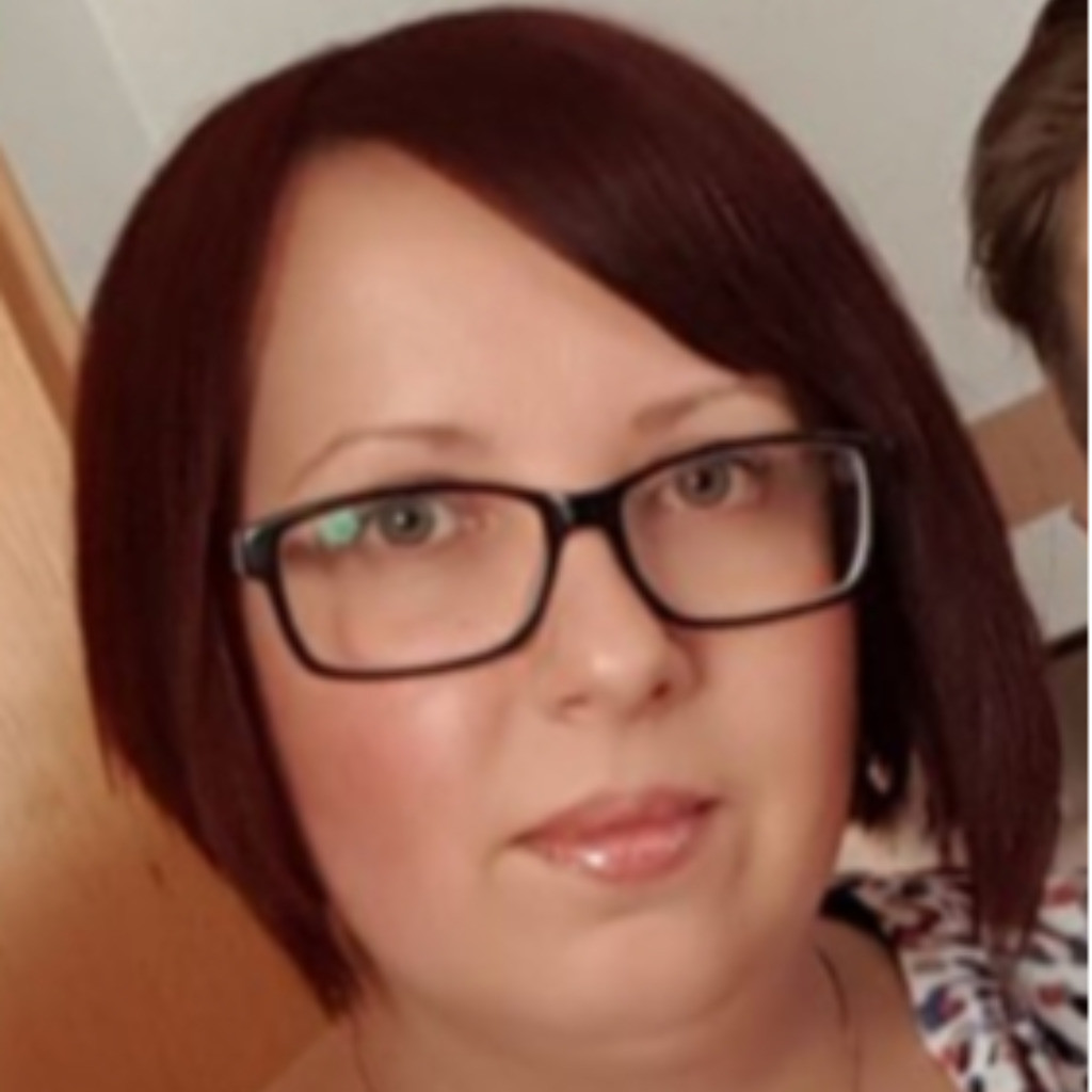 Maria Dubovski Sachbearbeiter Import/Export iZD GmbH XING